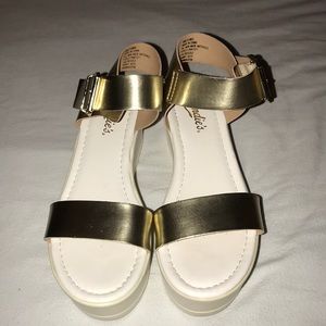 Candies Gold/White Flatform Sandals Size 8